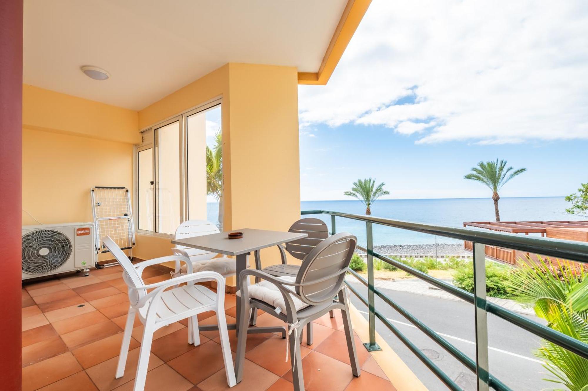 Magical Sunset Apartment Madalena do Mar Bagian luar foto