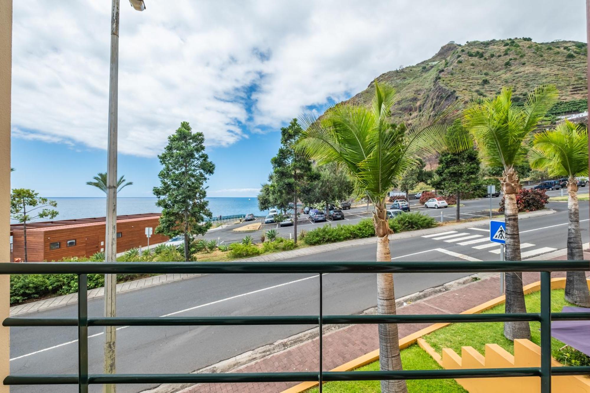 Magical Sunset Apartment Madalena do Mar Bagian luar foto