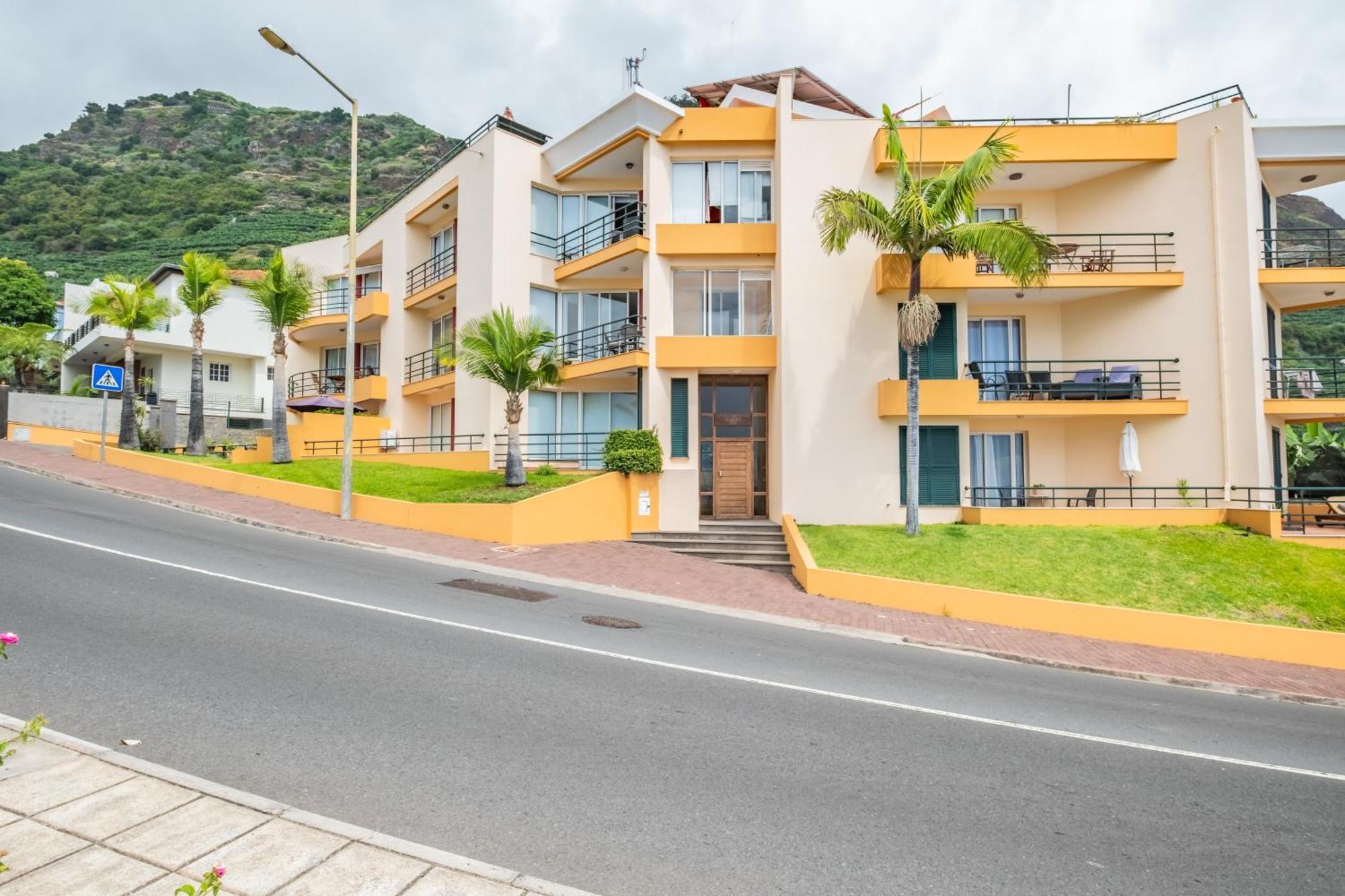 Magical Sunset Apartment Madalena do Mar Bagian luar foto